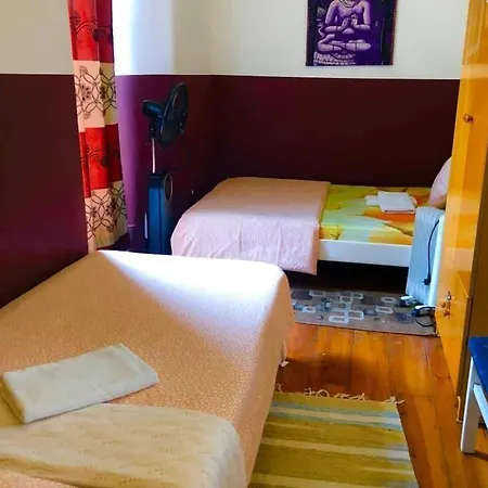 Asian Everest House Hostel *