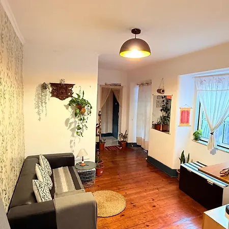 Hostel Asian Everest House Lisbon