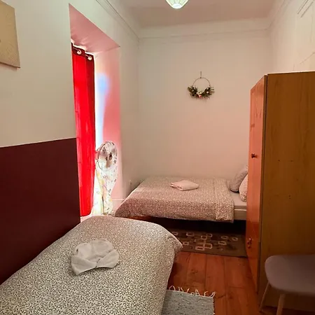 Asian Everest House Лиссабон