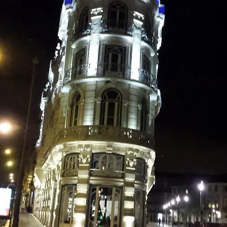 Asian Everest House Хостел Лиссабон