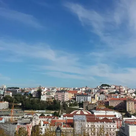 Asian Everest House * Лиссабон