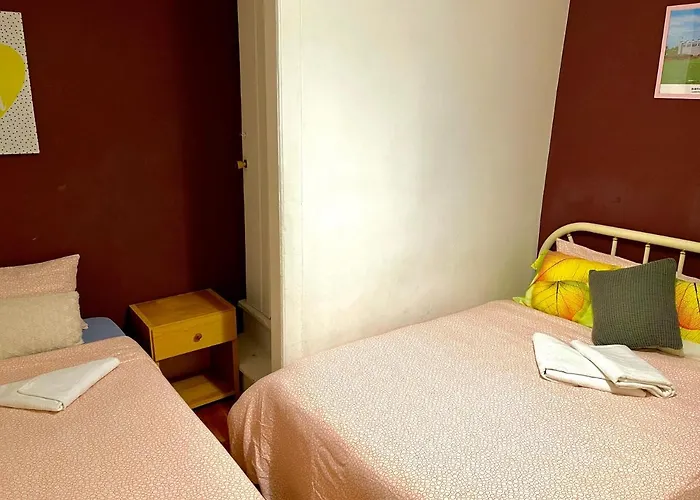 Hostel Asian Everest House Lizbona