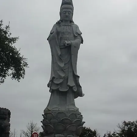 Asian Everest House Hostel