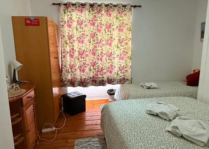 Hostel Asian Everest House *