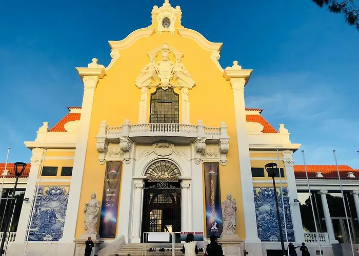 Asian Everest House * Lisbona